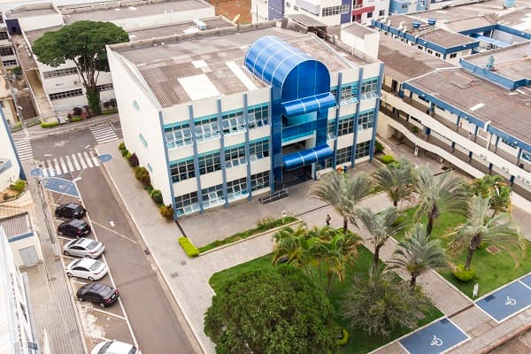 Universidade de Alfenas - 1