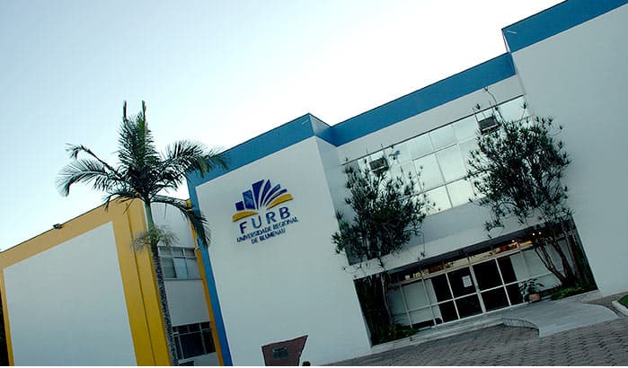 Universidade Regional de Blumenau - 1