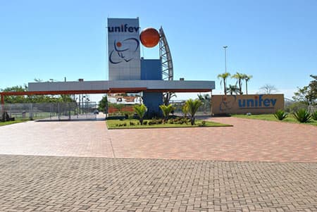 Centro Universitário de Votuporanga - 1