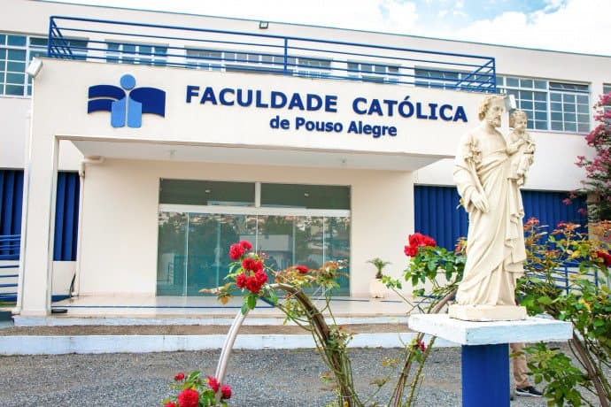 Faculdade Católica de Pouso Alegre - 1