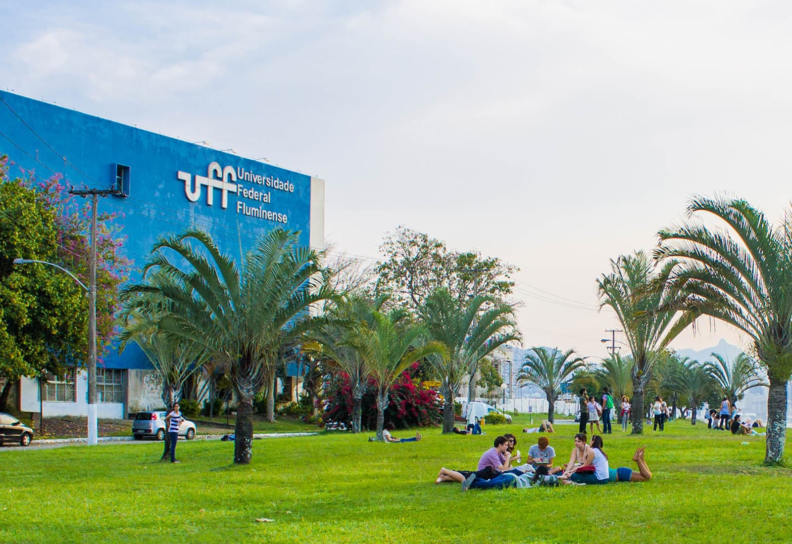 Universidade Federal Fluminense - 1