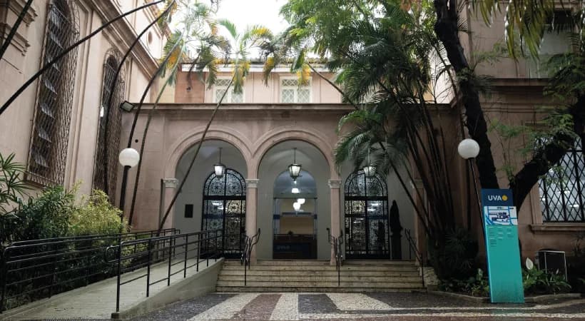 Universidade Veiga de Almeida - 1